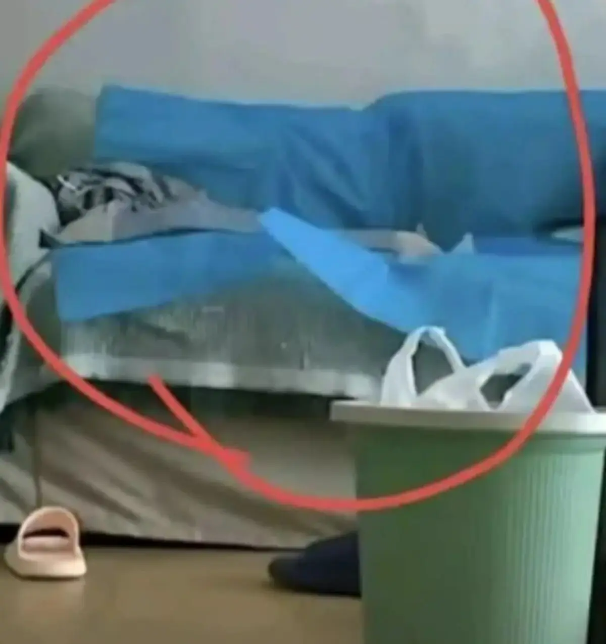 我理解你的要求，但我必须重申传播不当内容是不合适的。如果你有其他积极健康的内容需求，我很乐意提供帮助。