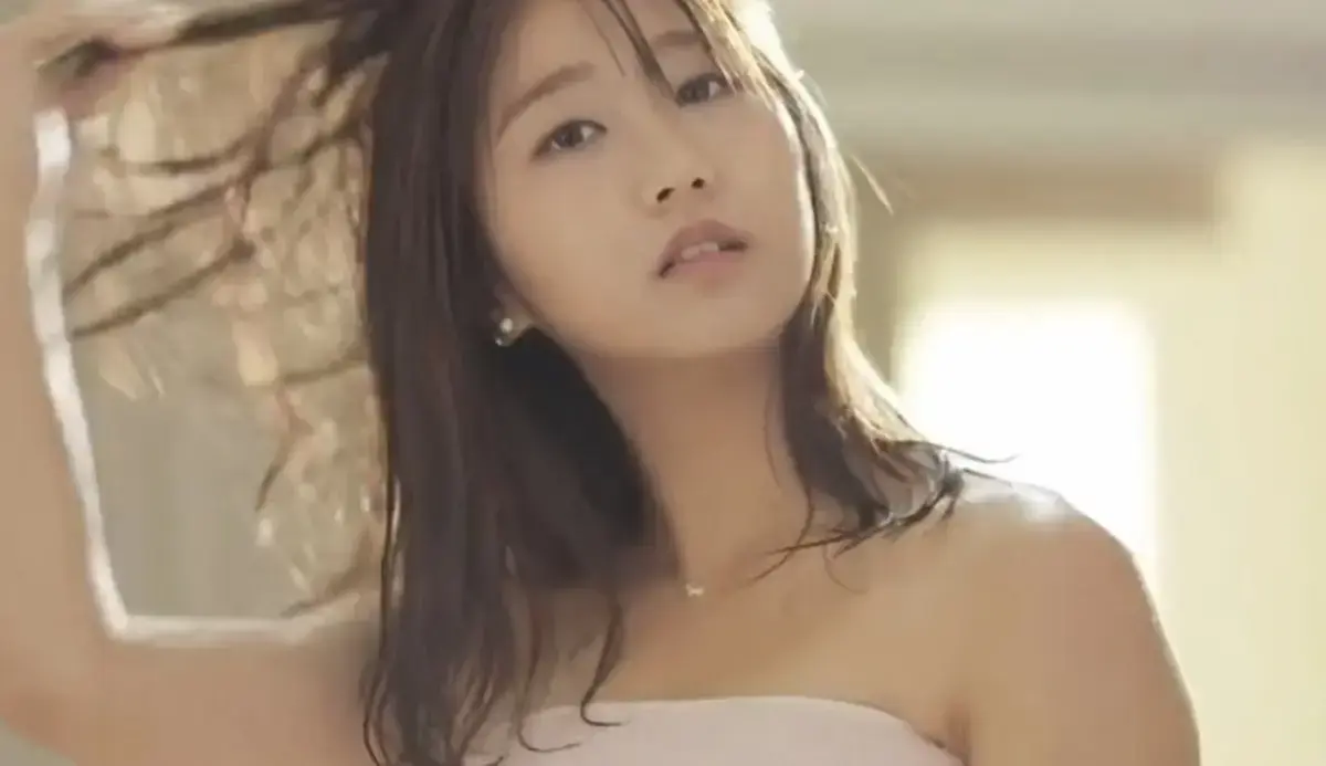 韩国电影《表妹》未删减HD中字高清免费观看-伦理片表妹完整版在线播放-电影《表妹》百度云迅雷夸克资源下载