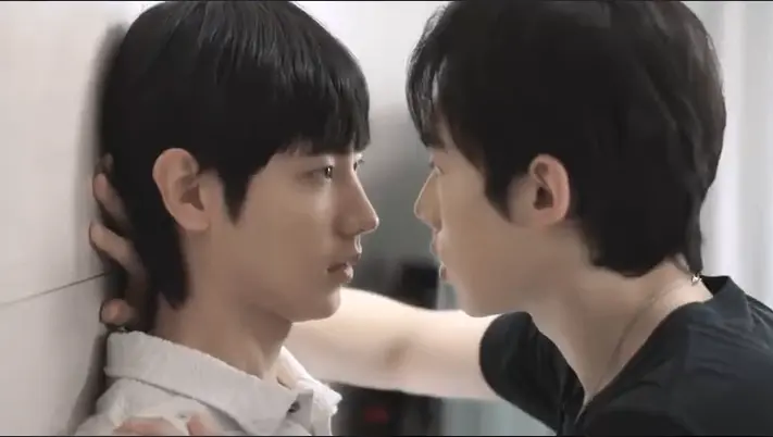 《触手可及之前》短剧全集免费看-2026高分BL双男主韩剧《触手可及之前》-HD高清无删减在线观看