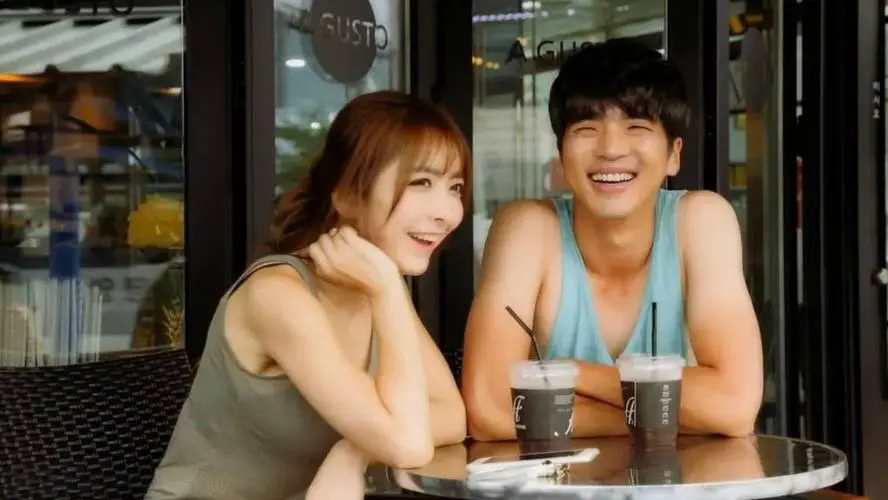 《女友的妈妈》韩国电影全集 - 未删减版高清资源 - 免费在线观看无卡顿