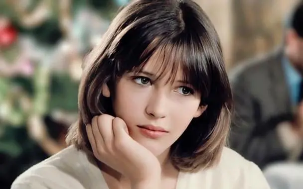 《情欲写真》未删减版HD高清免费观看-法国电影情欲写真在线播放-无删减完整版资源下载