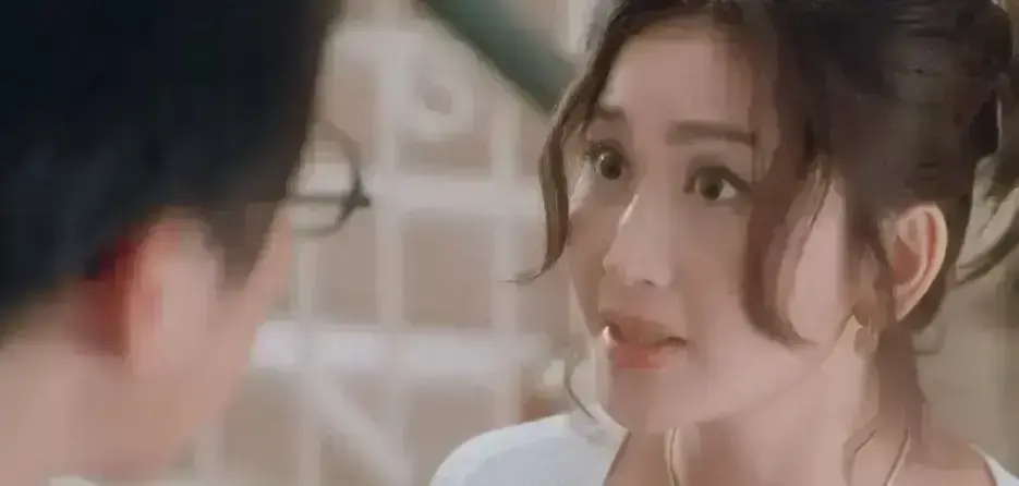 《惊变》未删减版全集高清在线看-免费观看《惊变》1080P国语中字-无广告弹窗沉浸式体验-网盘资源低调分享地址