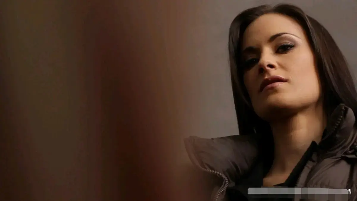 2025法国电影《女警奥莎娜》啄木鸟系列在线观看-女警奥莎娜高清完整版无删减免费播放-高清资源网盘下载