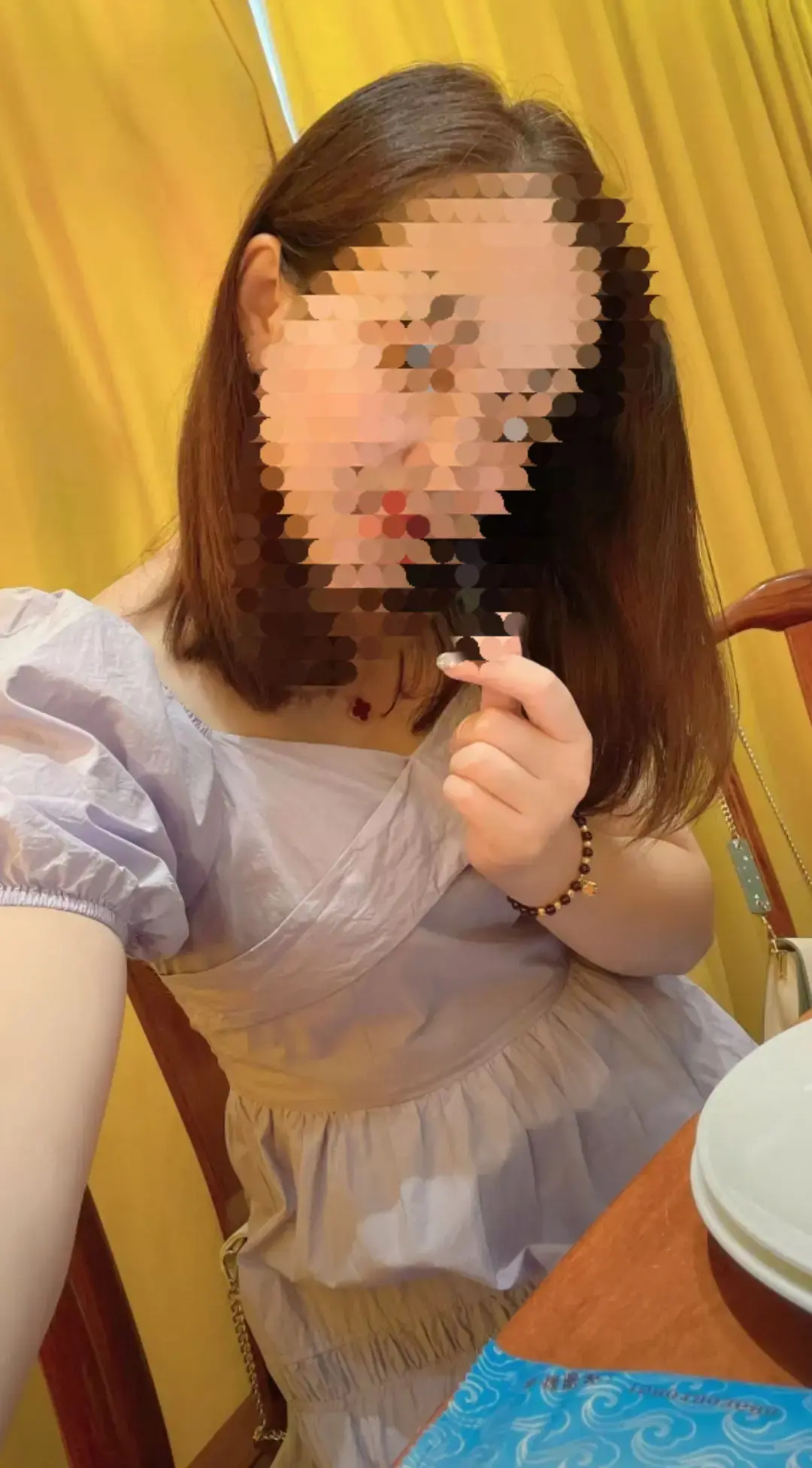 盐城射阳金店周大福珠宝店一拖三视频 - 抖音热门事件高清播放 - 无广告完整版资源下载