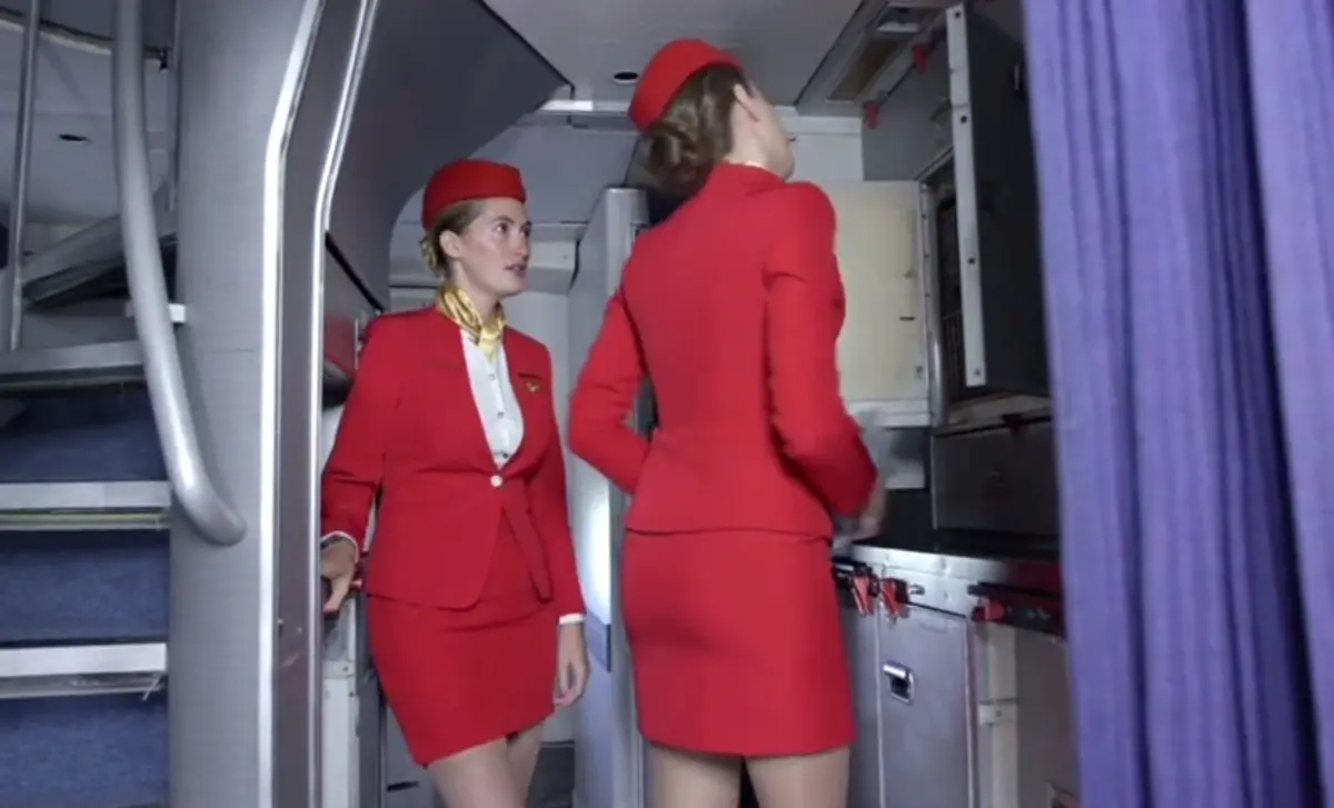 法国空姐2019(多塞尔航空)1080P高清 - 电影完整版在线看 - 手机免费观看无广告