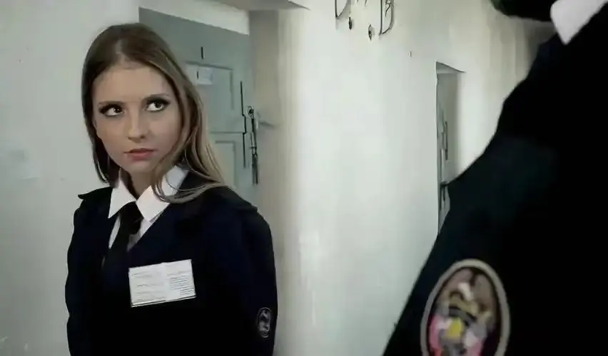 《高压监狱2》HD高清在线观看-2025高压监狱满天星完整版免费看-《高压监狱2》无广告播放资源网盘