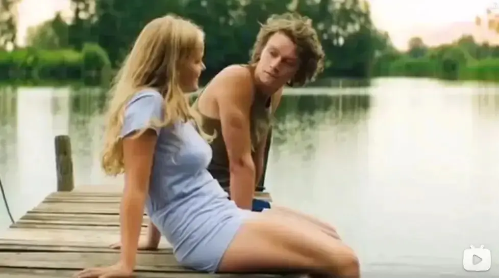 乖乖女一夜“放荡”，代价竟是……这部荷兰青春片看得我后背发凉！