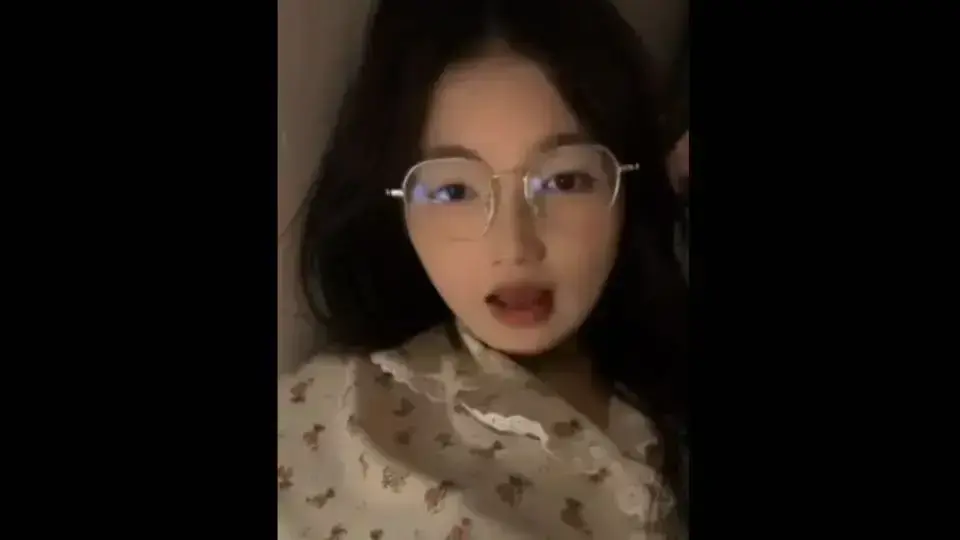 《困困兔》全季完整版在线观看-高清HD画质免费播放-困困兔爆笑名场面合集收录-VS影院同步