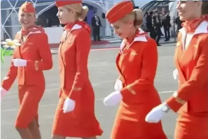 《法国空姐》法版原声未删减版在线看-法国空姐HD高清画质免费观看全集-1080P中文字幕资源