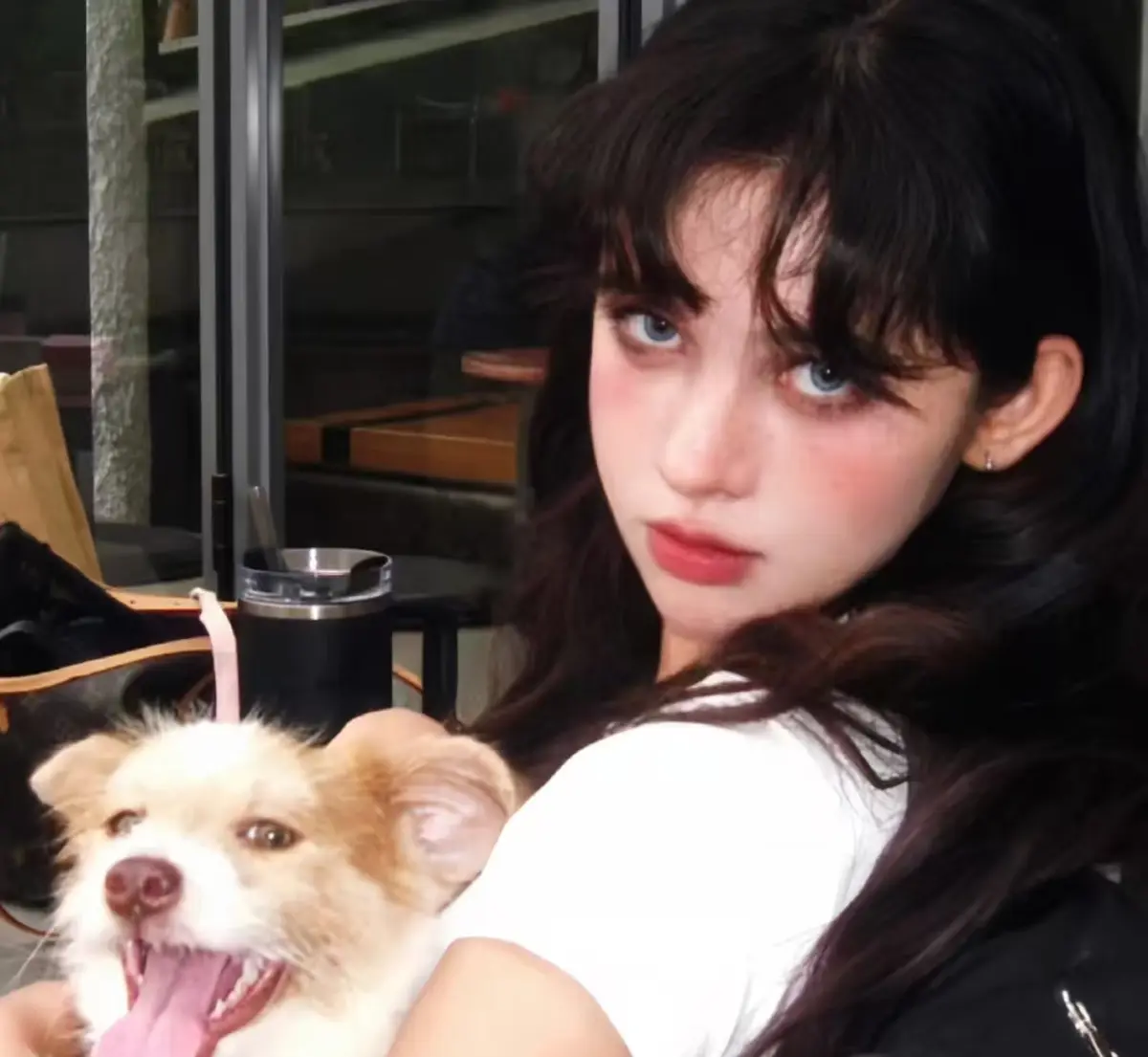 口碑佳作完整呈现！《特殊的按摩精油》全集中文未删减版免费在线观看，内嵌字幕无广告沉浸式观影，附网盘观看备份链接！这是一次关于观察、理解与共鸣的真诚表达，在细腻描绘中构建直达内心的情感联结。